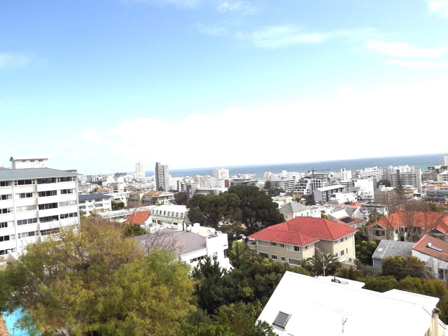 3 Bedroom Property for Sale in Sea Point Western Cape